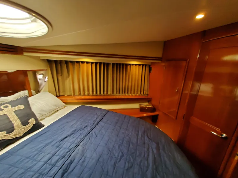 Slide: The Image of Carver 570 Voyager Pilothouse 2003 - 55