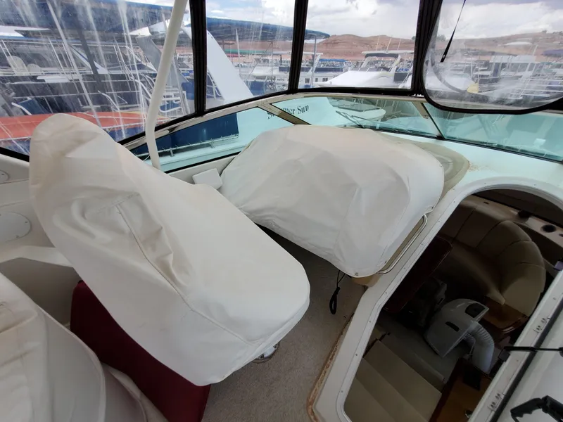 Slide: The Image of Carver 570 Voyager Pilothouse 2003 - 60