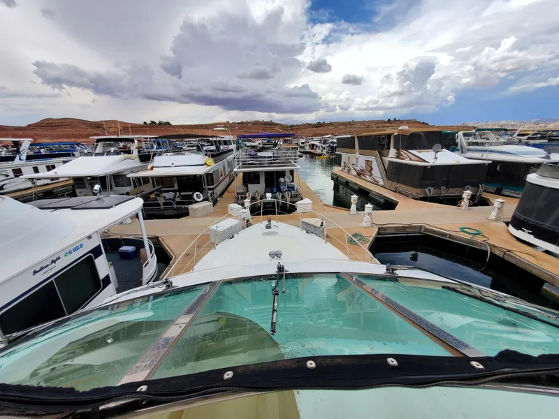 Slide: The Image of Carver 570 Voyager Pilothouse 2003 - 61