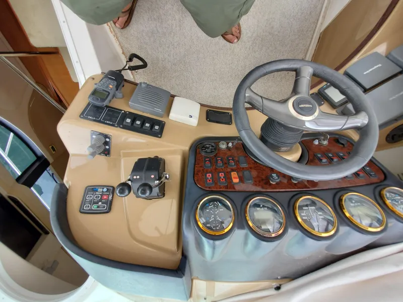 Slide: The Image of Carver 570 Voyager Pilothouse 2003 - 63