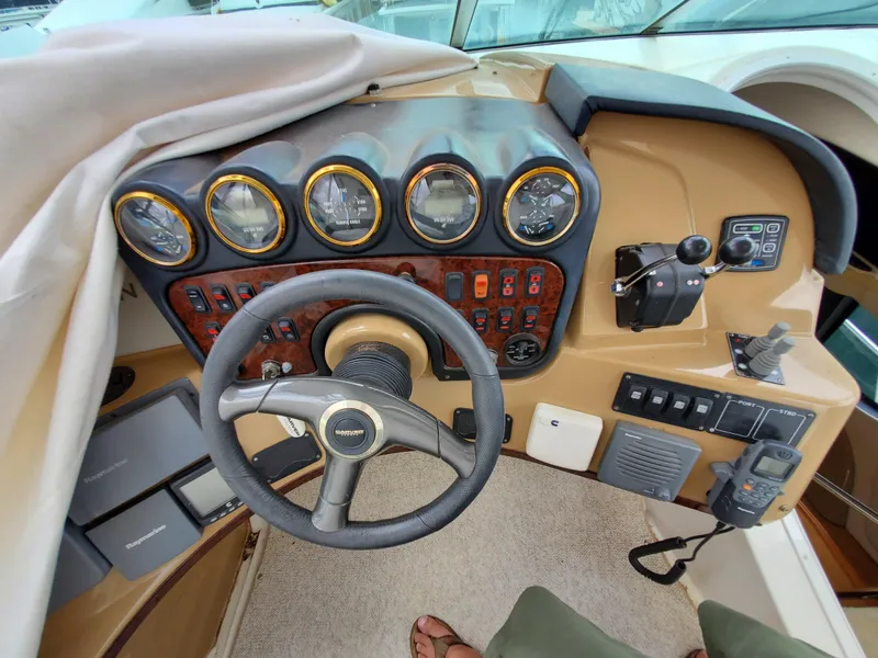 Slide: The Image of Carver 570 Voyager Pilothouse 2003 - 64