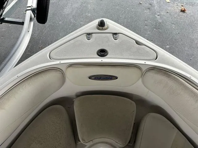 Slide: The Image of Four Winns 200 Horizon 2000 - 14