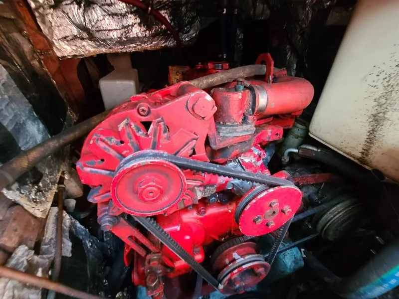 Slide: The Image of Sabre 34 MK II 1987 - 21