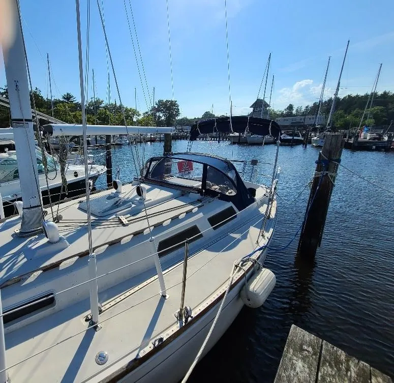 Slide: The Image of Sabre 34 MK II 1987 - 6