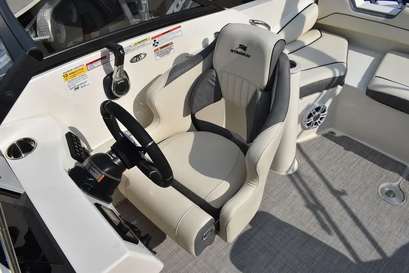 Slide: The Image of Stingray 201DC 2024 - 26