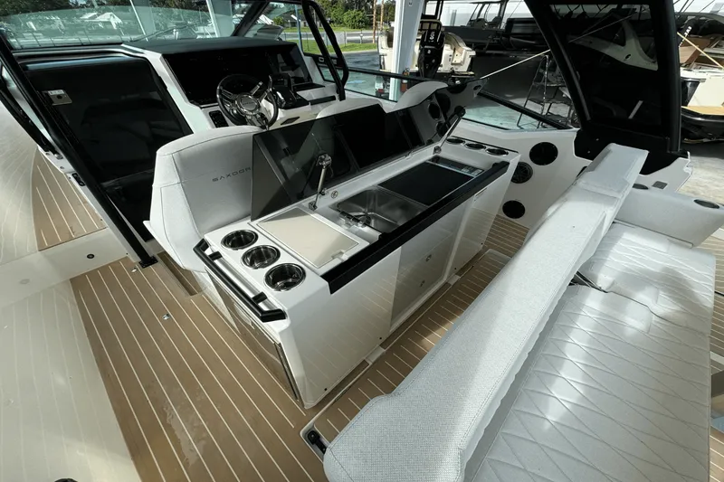 Slide: The Image of Saxdor 320 GTO 2026 - 9