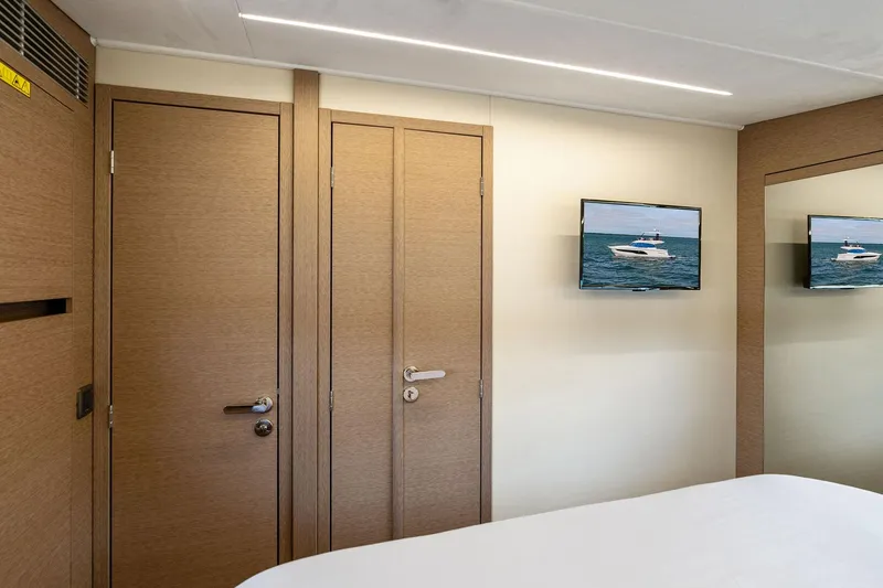 Slide: The Image of VIP Stateroom - 30