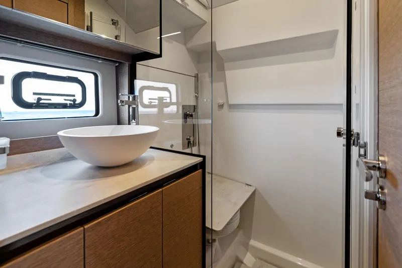 Slide: The Image of VIP Stateroom - 32