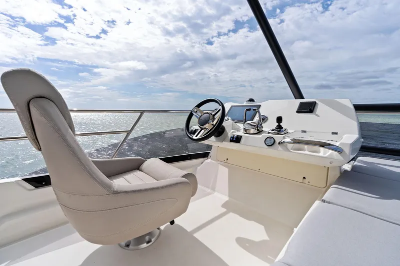 Slide: The Image of Flybridge - 46