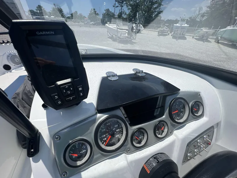 Slide: The Image of Dashboard of a 2017 Tahoe 500 TF boat with Garmin GPS. - 6