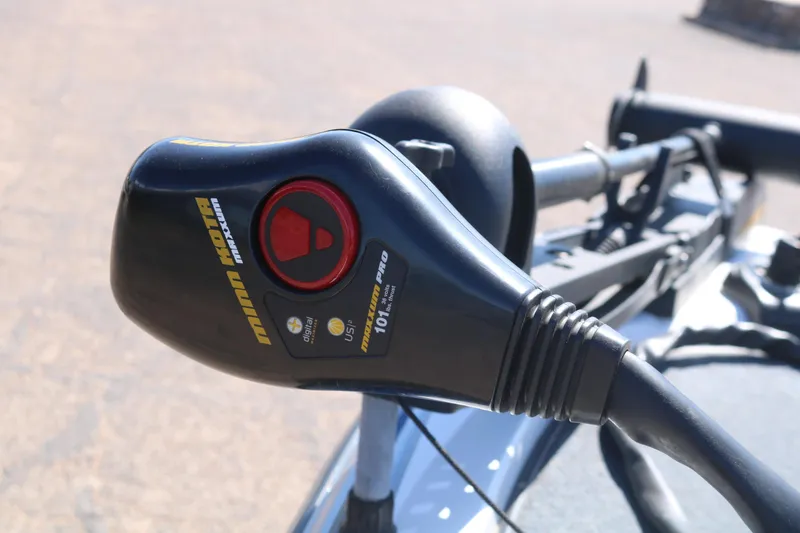 Slide: The Image of Close-up of a 2009 Skeeter 20i boat control panel with Minn Kota trolling motor. - 14