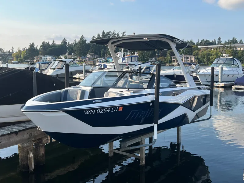 Slide: The Image of Malibu Wakesetter 22 LSV 2023 - 3