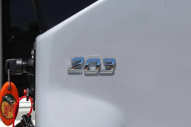Slide: The Image of 2022 Excel Bay Pro 203 boat model emblem close-up - 13