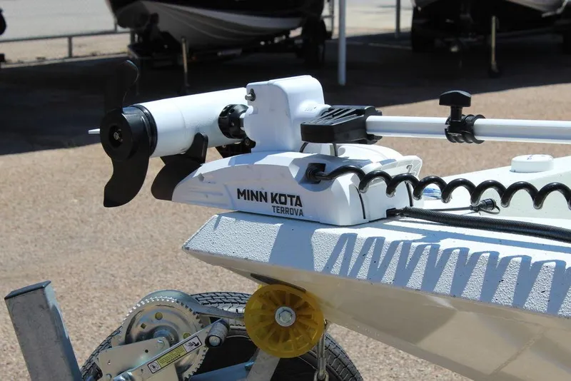 Slide: The Image of 2022 Excel Bay Pro 203 boat with Minn Kota Terrova trolling motor. - 7