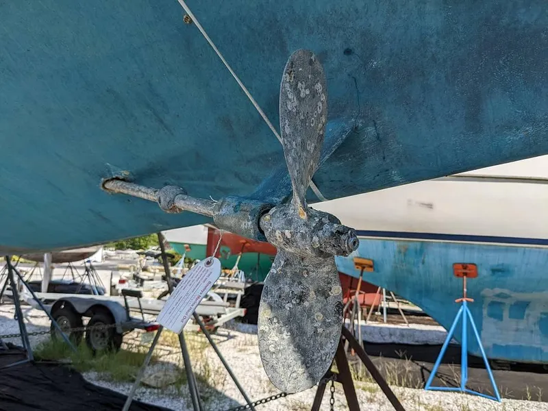 Slide: The Image of 1985 Sabre 38 MKI for sale in Baltimore, MD - 21