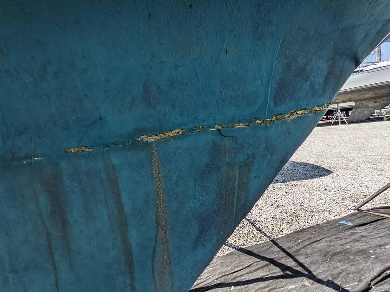 Slide: The Image of 1985 Sabre 38 MKI for sale in Baltimore, MD - 33