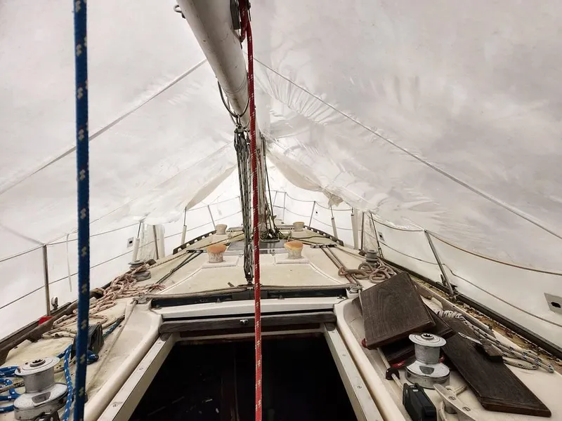 Slide: The Image of 1985 Sabre 38 MKI for sale in Baltimore, MD - 43