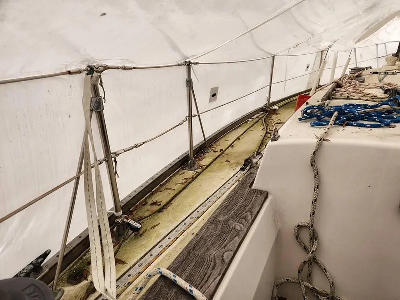 Slide: The Image of 1985 Sabre 38 MKI for sale in Baltimore, MD - 44