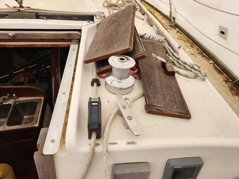 Slide: The Image of 1985 Sabre 38 MKI for sale in Baltimore, MD - 48