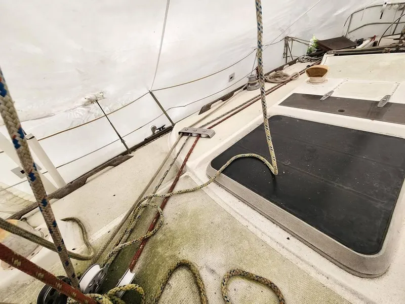 Slide: The Image of 1985 Sabre 38 MKI for sale in Baltimore, MD - 64