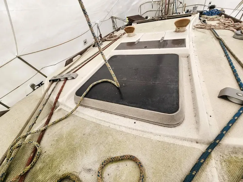 Slide: The Image of 1985 Sabre 38 MKI for sale in Baltimore, MD - 66