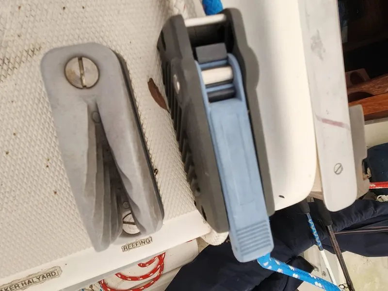 Slide: The Image of 1985 Sabre 38 MKI for sale in Baltimore, MD - 68