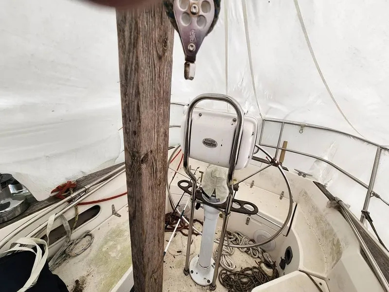 Slide: The Image of 1985 Sabre 38 MKI for sale in Baltimore, MD - 72