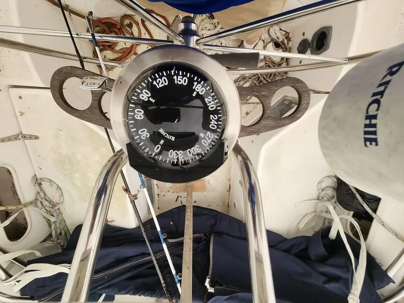 Slide: The Image of 1985 Sabre 38 MKI for sale in Baltimore, MD - 74