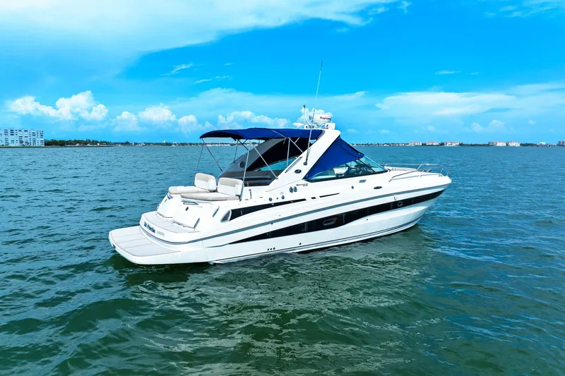 Slide: The Image of Sea Ray 370 VENTURE 2013 - 3