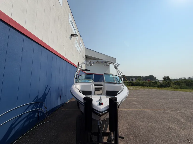 Slide: The Image of Nautique SV211 2006 - 2