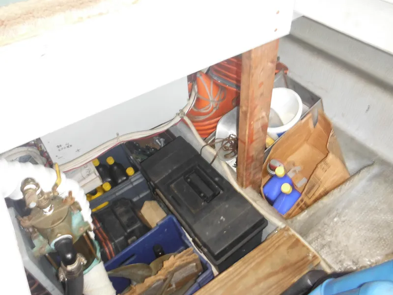 Slide: The Image of Silverton 34 Convertible 1990 - 56