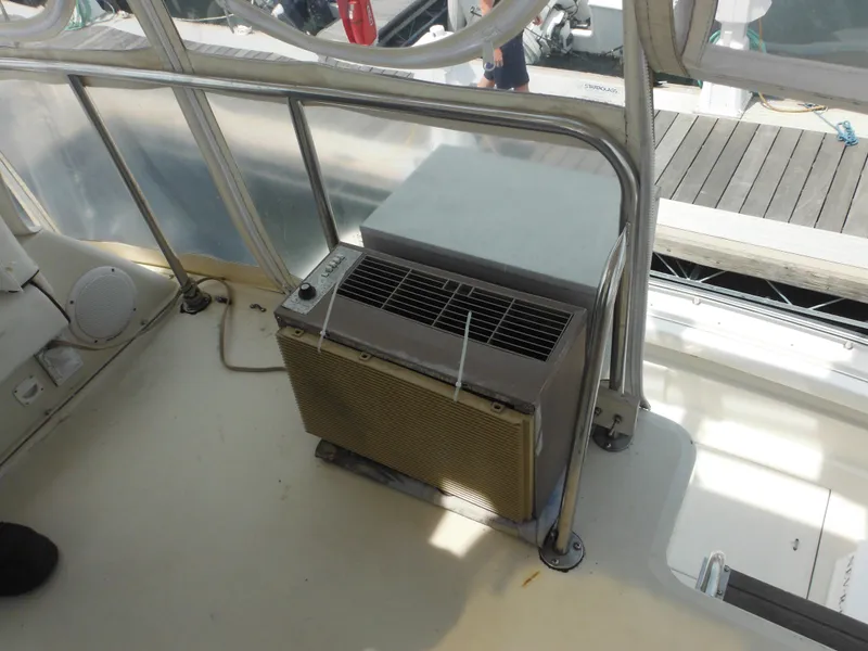 Slide: The Image of Silverton 34 Convertible 1990 - 68