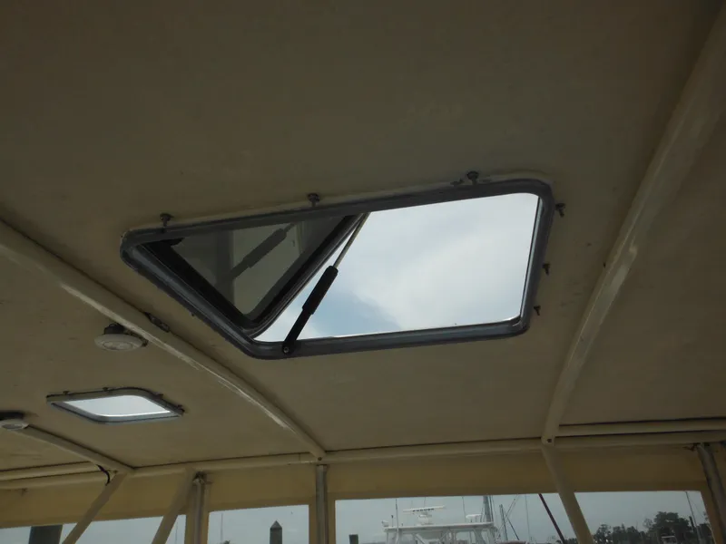 Slide: The Image of Silverton 34 Convertible 1990 - 80