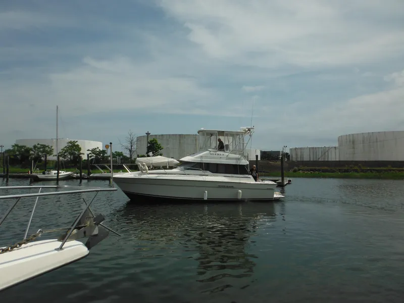 Slide: The Image of Silverton 34 Convertible 1990 - 91