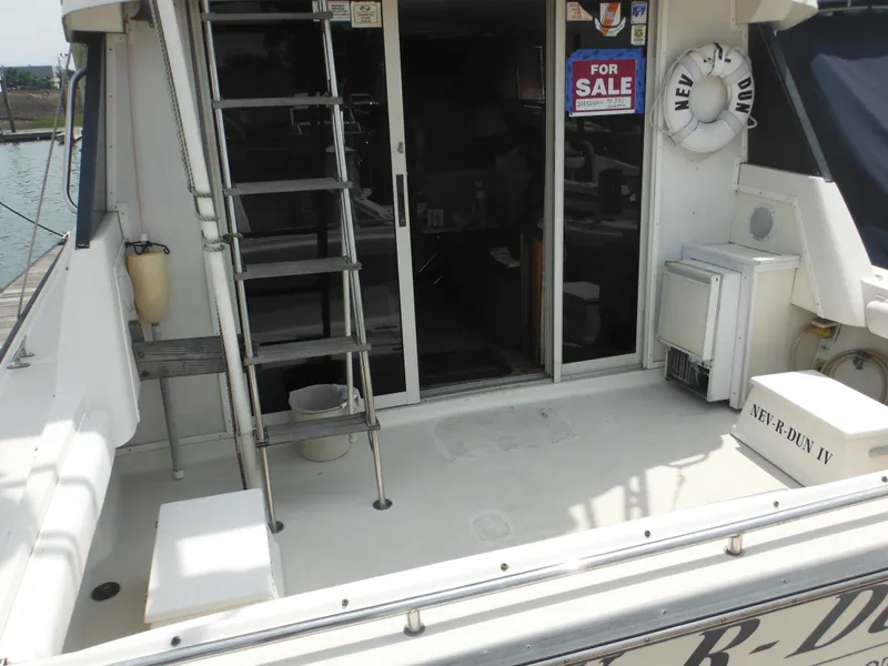 Slide: The Image of Silverton 34 Convertible 1990 - 95