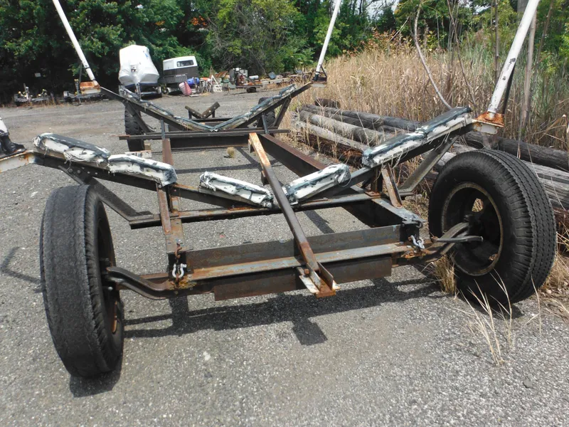 Slide: The Image of Silverton 34 Convertible 1990 - 99