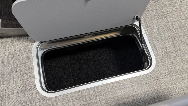 Slide: The Image of Barletta CABRIO24QC 2027 - 40