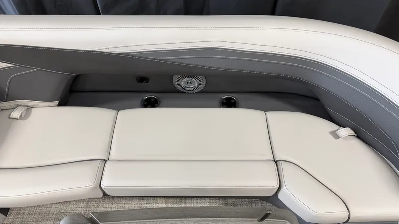 Slide: The Image of Barletta CABRIO24QC 2027 - 26