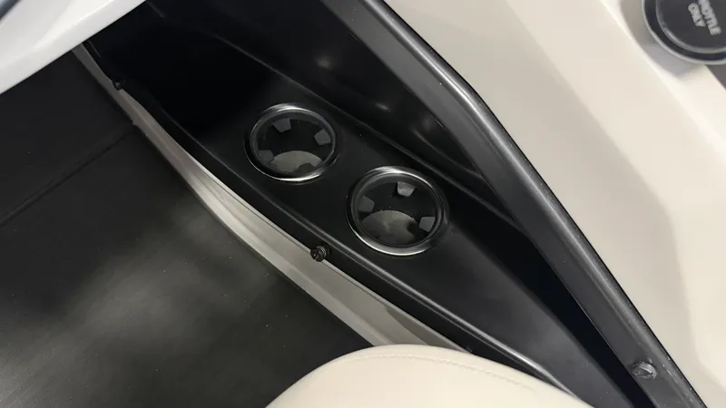 Slide: The Image of Barletta CABRIO24QC 2027 - 50