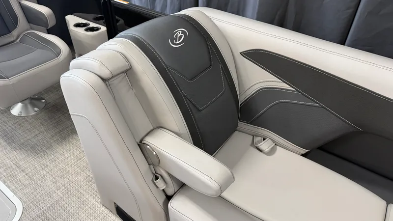 Slide: The Image of Barletta CABRIO24QC 2027 - 33