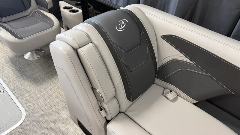 Slide: The Image of Barletta CABRIO24QC 2027 - 32