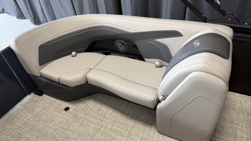 Slide: The Image of Barletta CABRIO24QC 2027 - 70