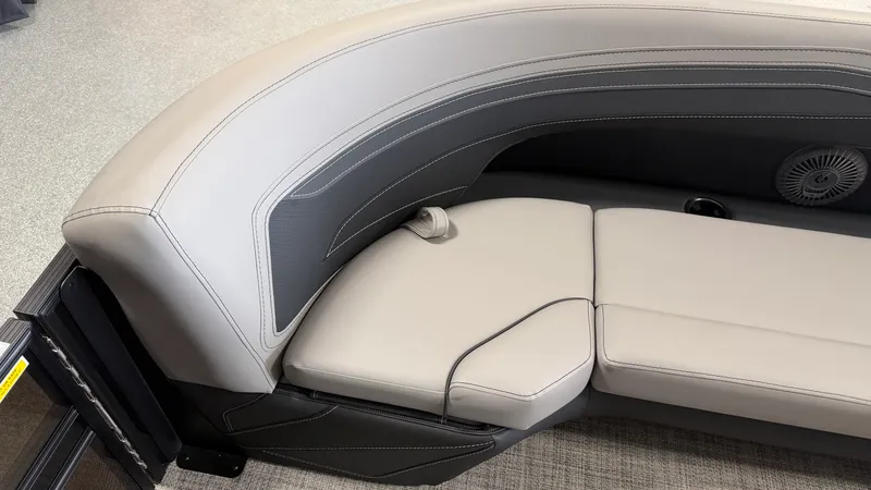 Slide: The Image of Barletta CABRIO24QC 2027 - 13