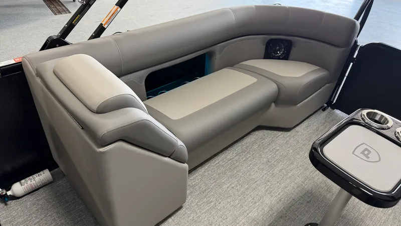 Slide: The Image of Premier 230SUNSATION 2027 - 51