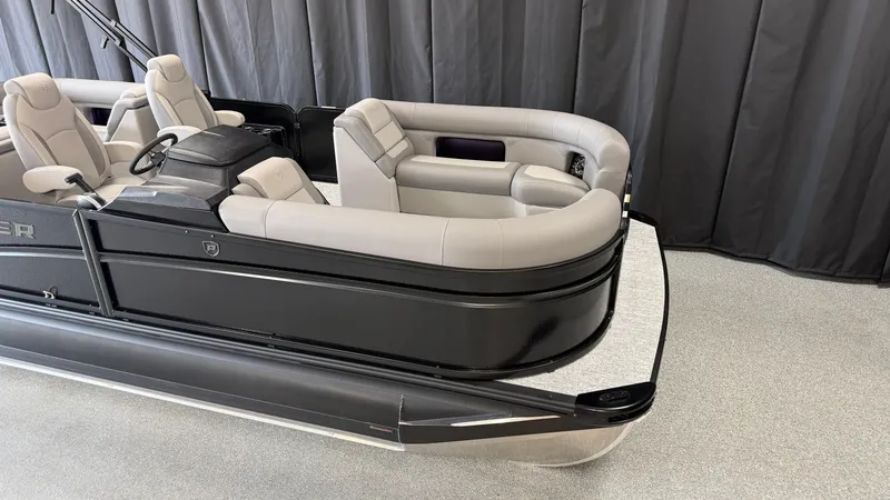 Slide: The Image of Premier 230SUNSATION 2027 - 6