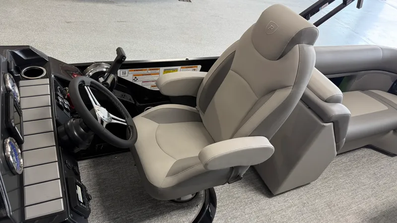 Slide: The Image of Premier 230SUNSATION 2027 - 38