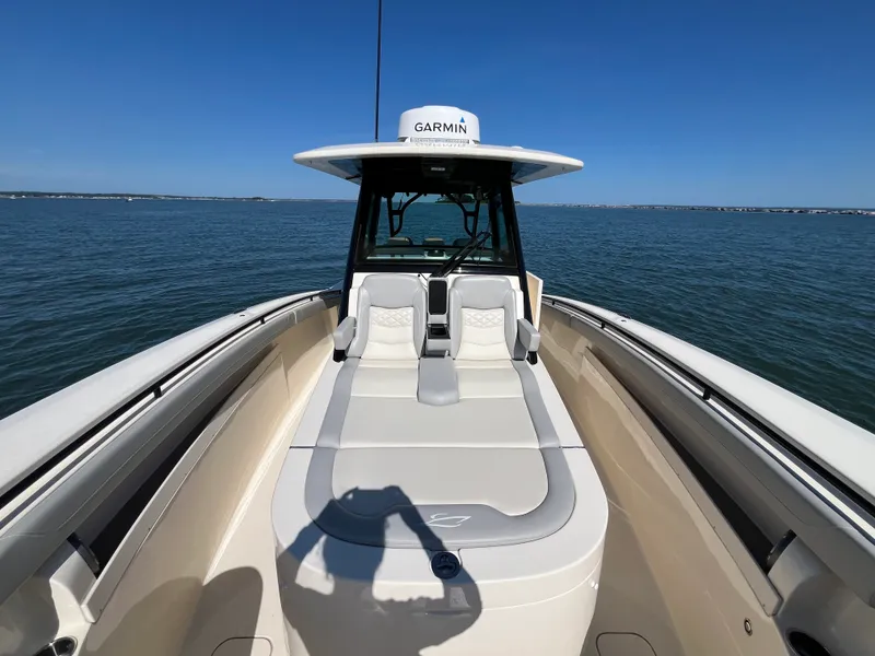 Slide: The Image of Scout 355 LXF 2024 - 32