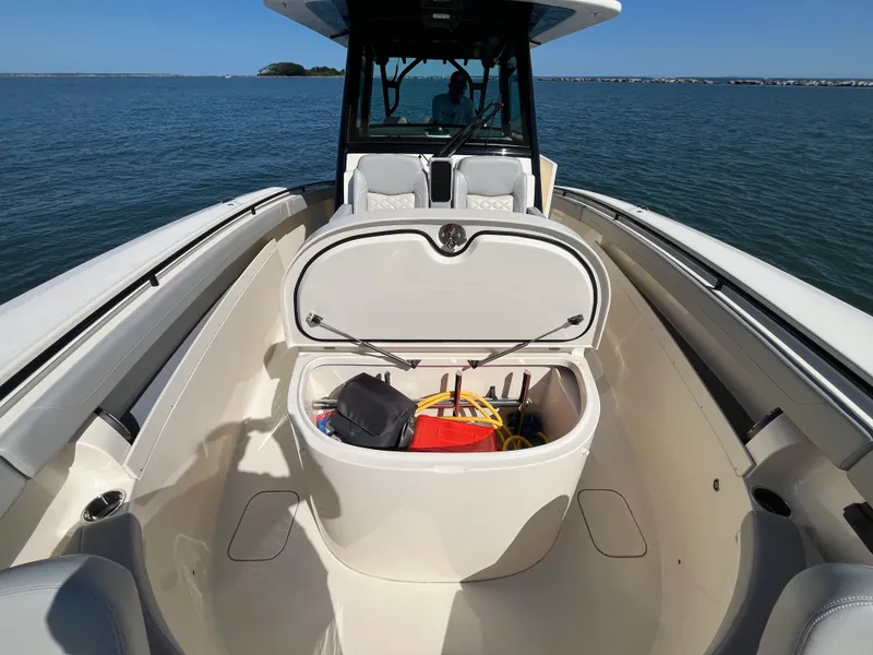 Slide: The Image of Scout 355 LXF 2024 - 34