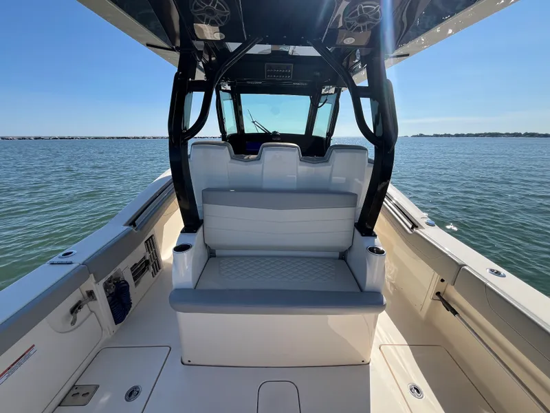 Slide: The Image of Scout 355 LXF 2024 - 15