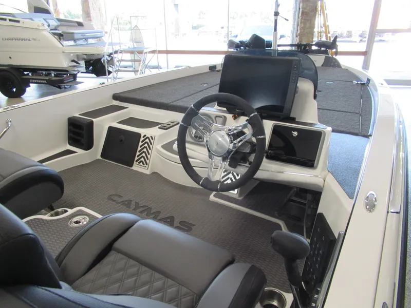 Slide: The Image of Caymas CX 20 PRO 2026 - 4